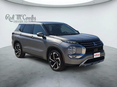 2023 Mitsubishi Outlander SE
