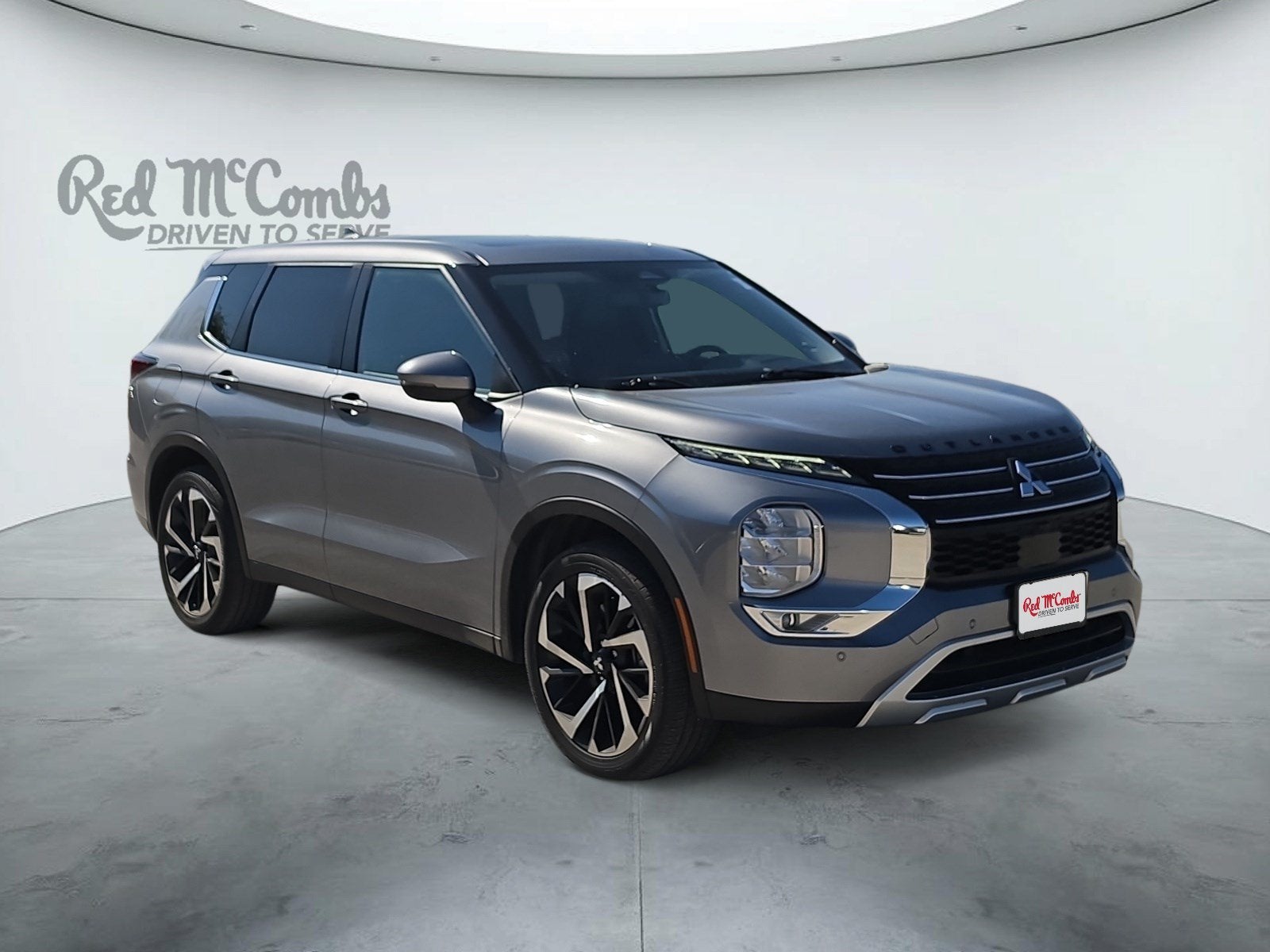 2023 Mitsubishi Outlander SE