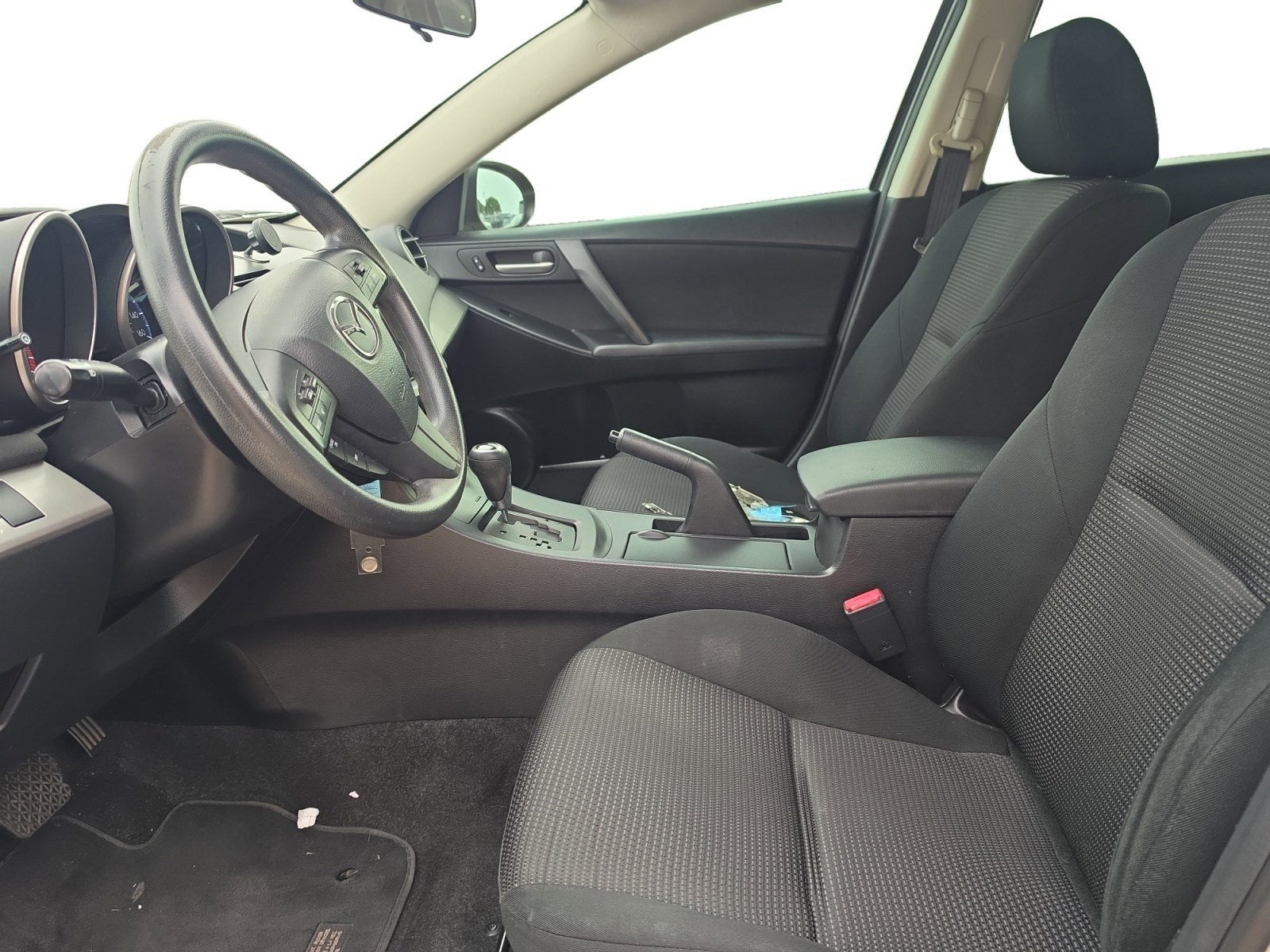 2013 Mazda Mazda3 i Sport