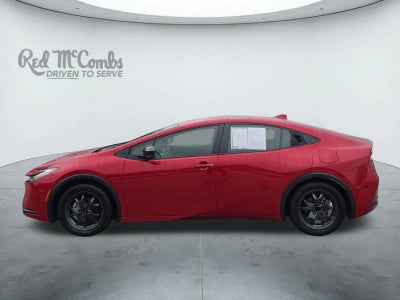 2025 Toyota Prius LE