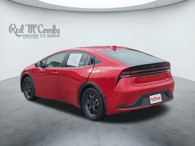 2025 Toyota Prius LE