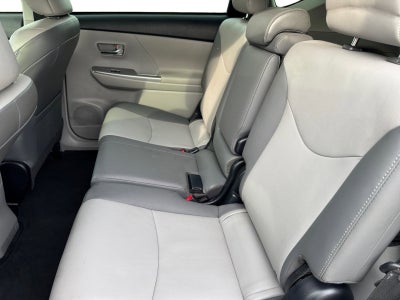 2017 Toyota Prius v Five