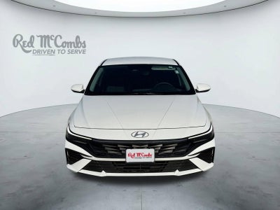 2025 Hyundai Elantra SE