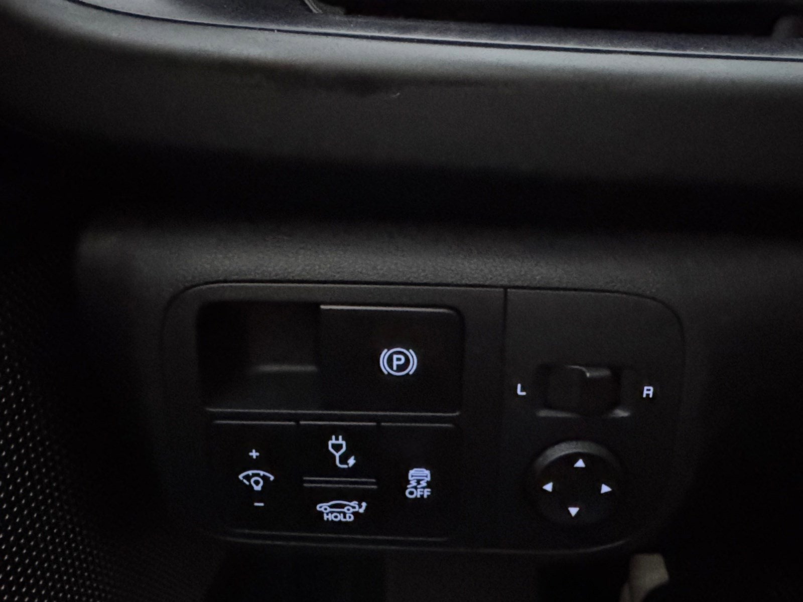 2025 Hyundai IONIQ 6 SE Standard Range