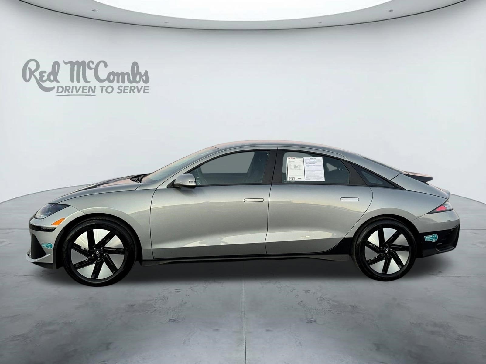 2025 Hyundai IONIQ 6 SE Standard Range