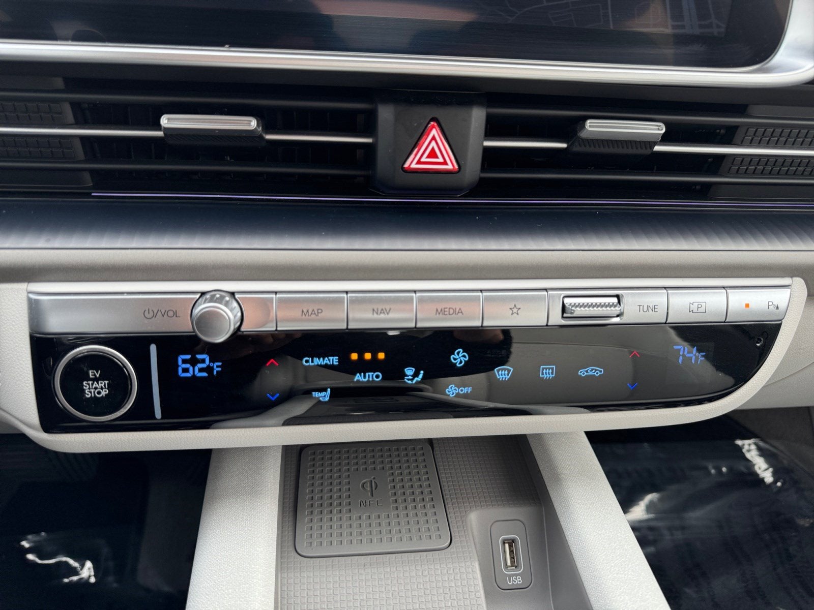 2025 Hyundai IONIQ 6 Limited