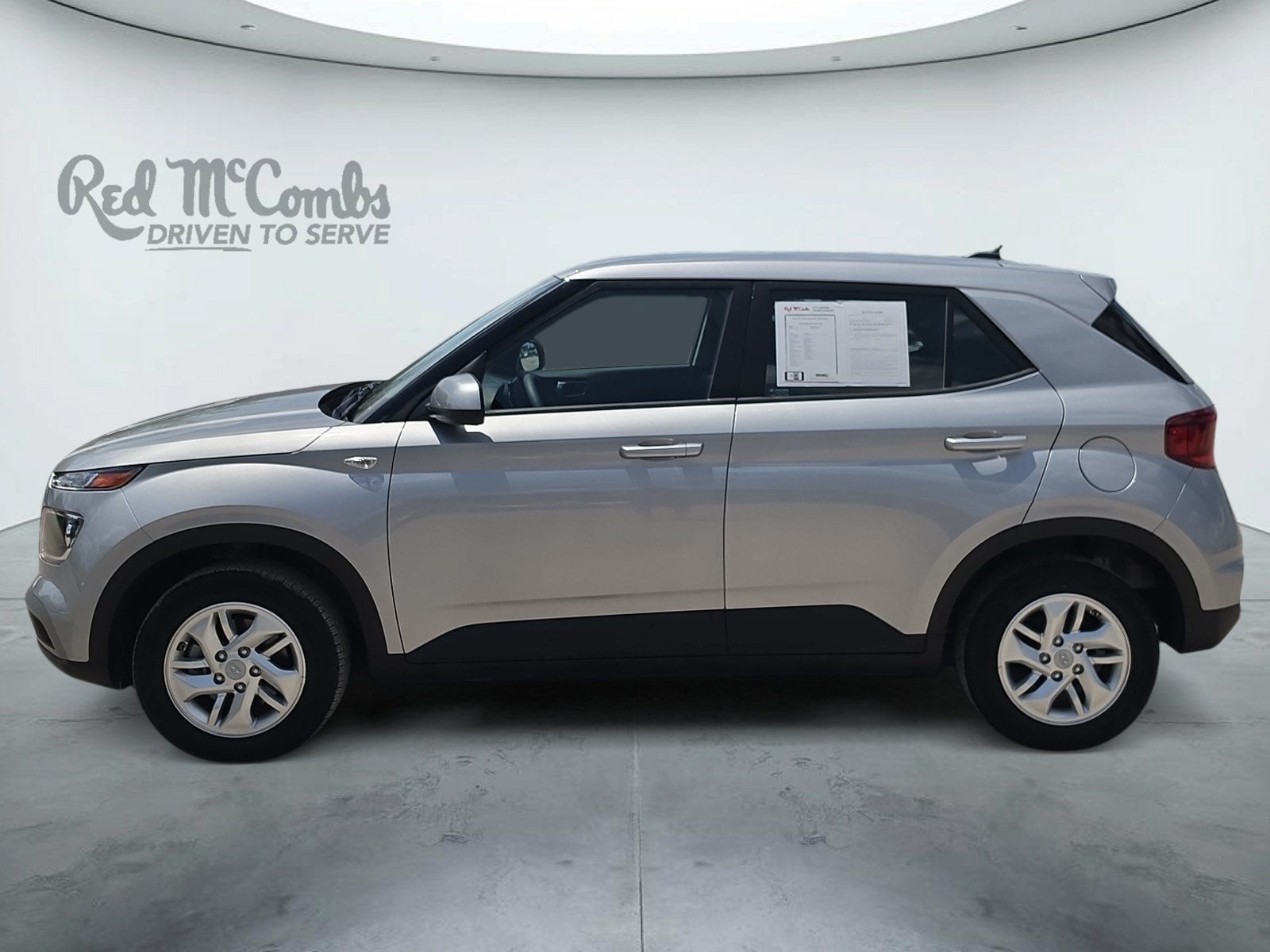 2025 Hyundai Venue SE