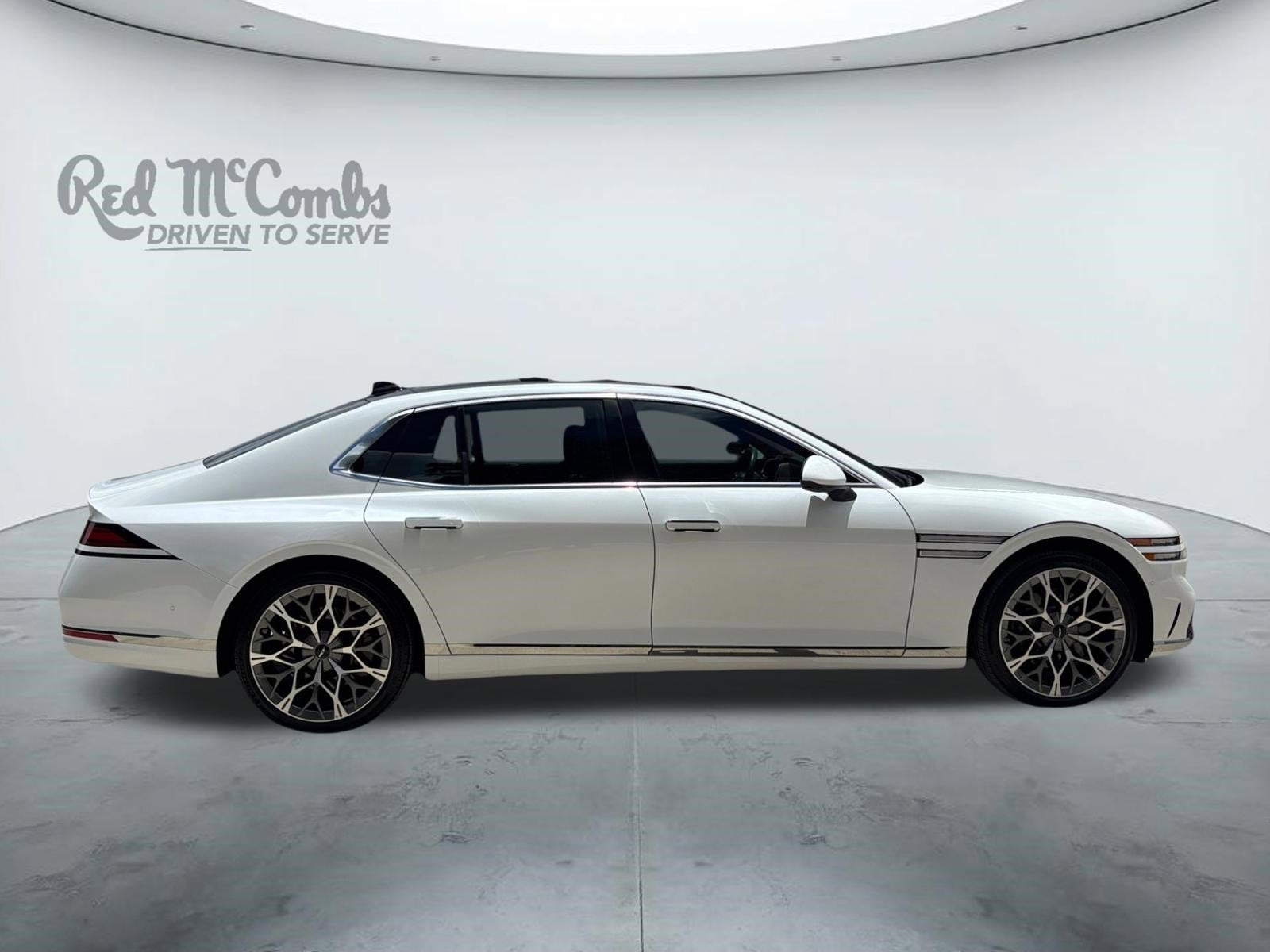 2024 Genesis G90 e-SC