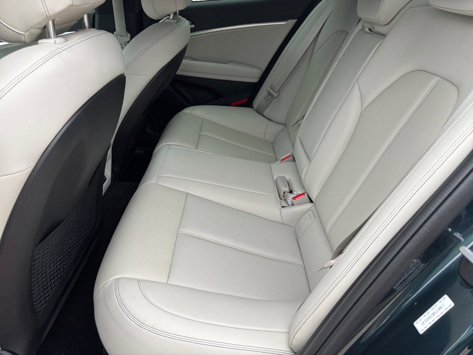 2024 Genesis G70 2.5T