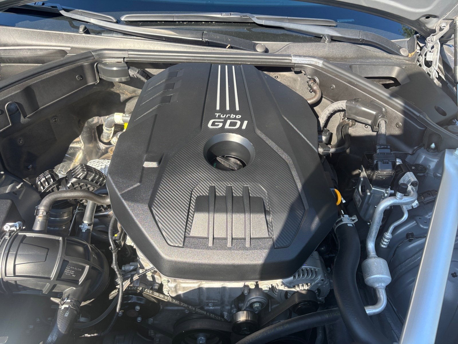2023 Genesis G70 2.0T