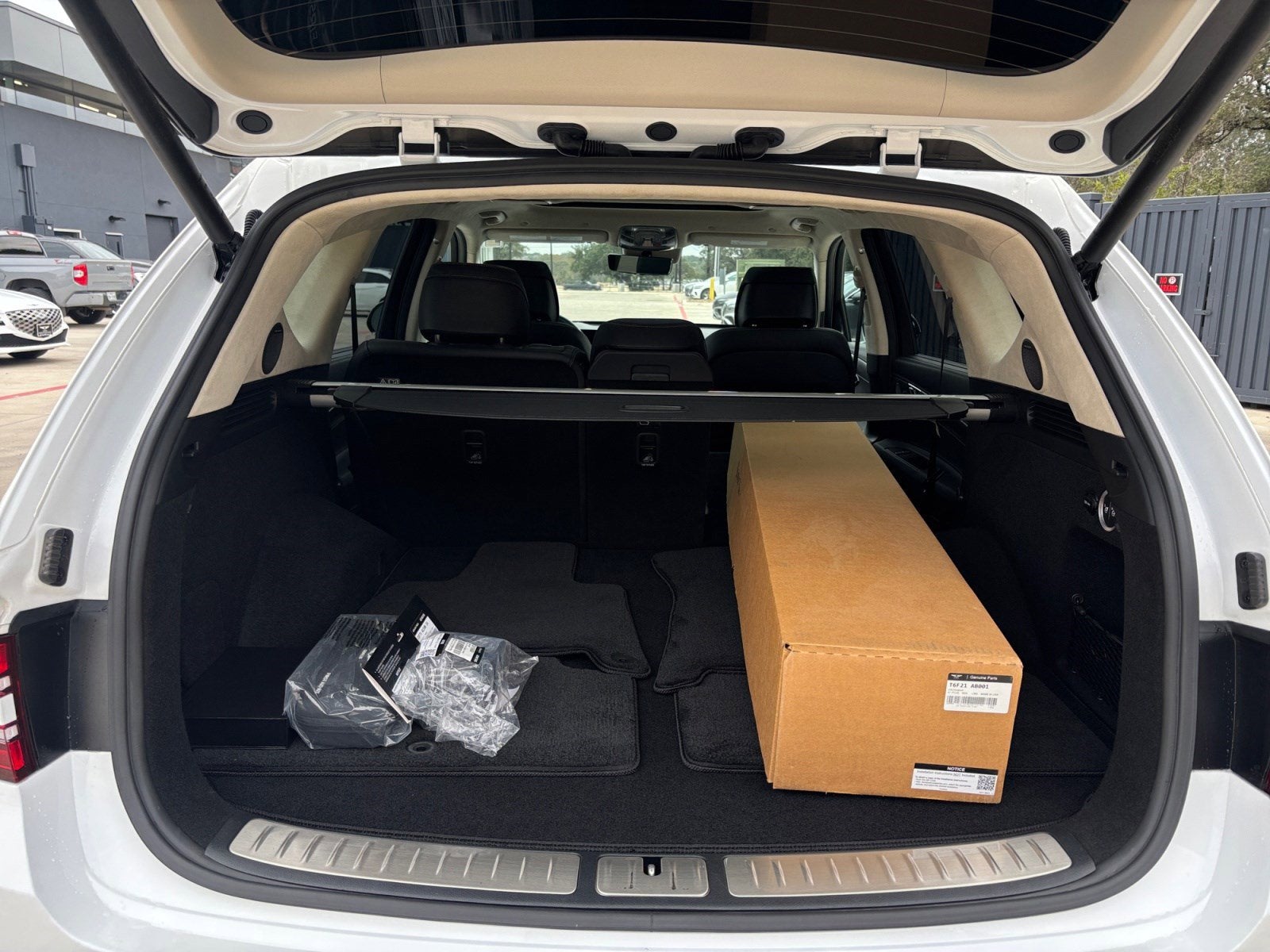 2025 Genesis GV80 Prestige