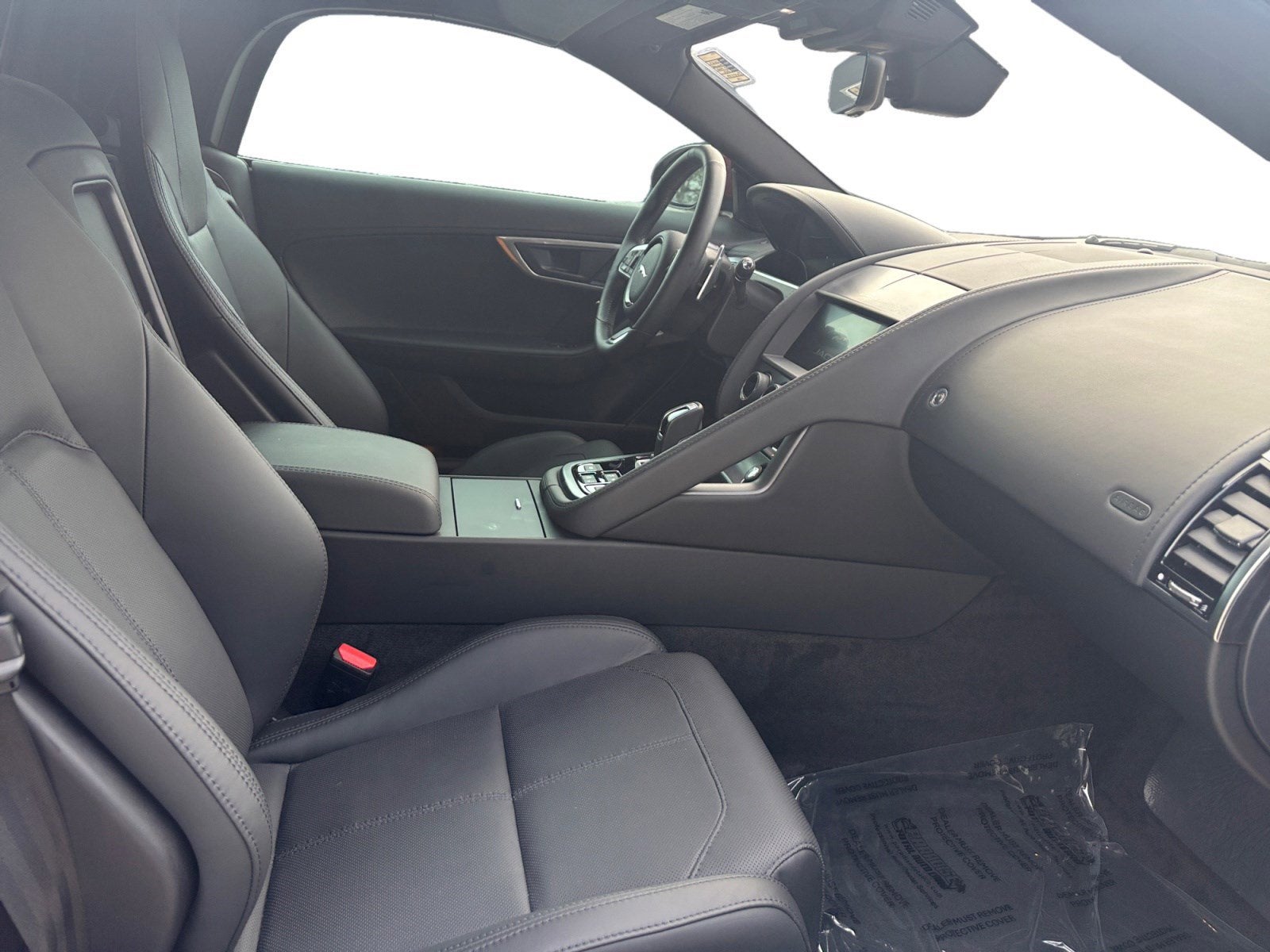 2024 Jaguar F-TYPE R-Dynamic