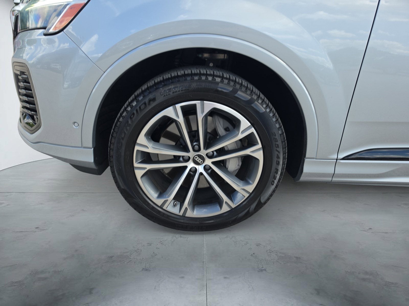 2026 Audi Q7 Premium