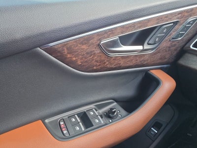 2026 Audi Q7 Premium