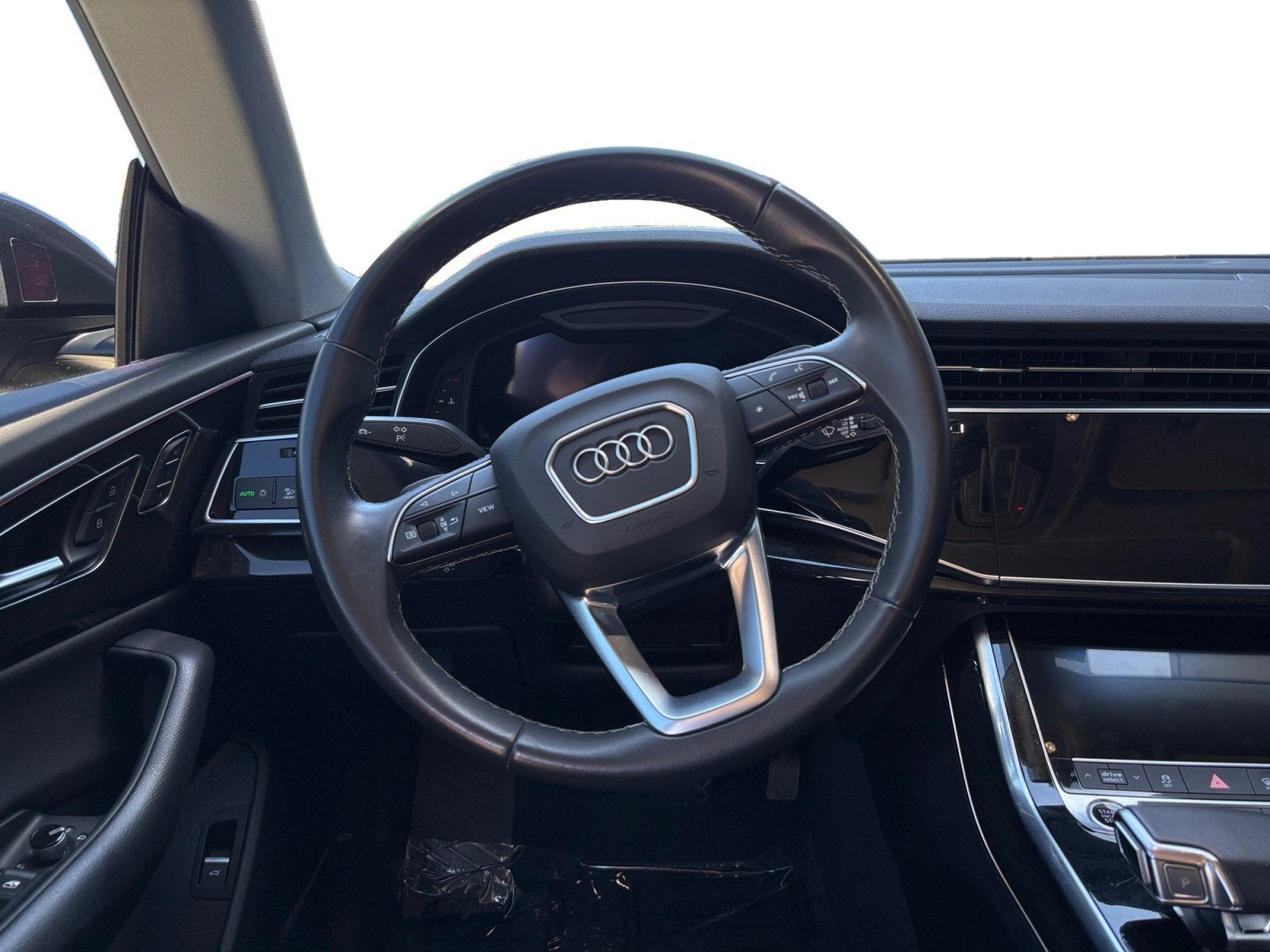2021 Audi Q8 Premium Plus