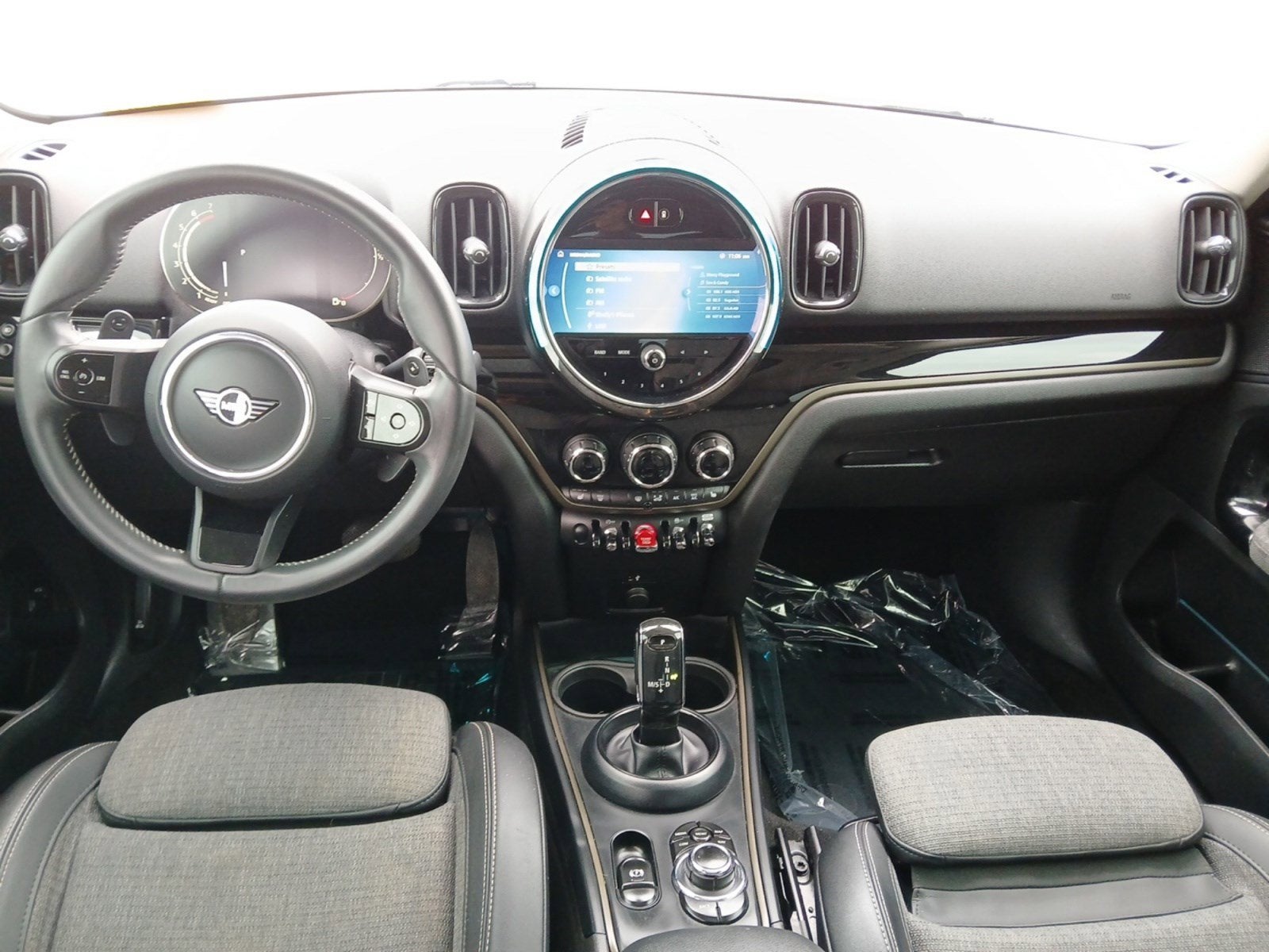 2023 MINI Countryman Base