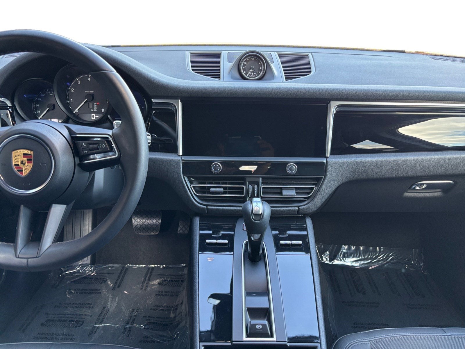 2023 Porsche Macan AWD