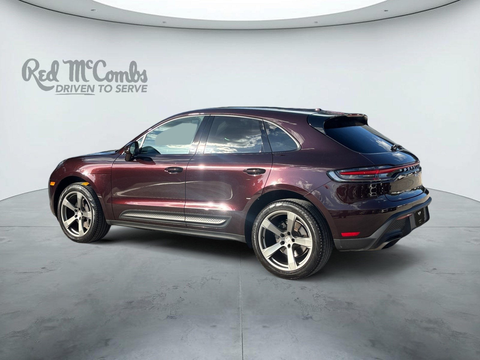 2023 Porsche Macan AWD