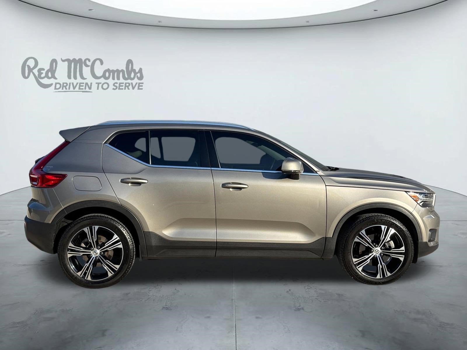 2021 Volvo XC40 Inscription