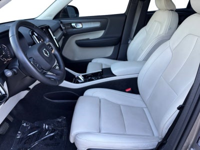 2021 Volvo XC40 Inscription