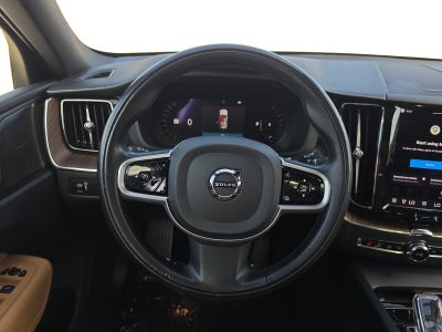 2022 Volvo XC60 Inscription