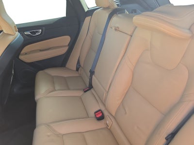 2022 Volvo XC60 Inscription