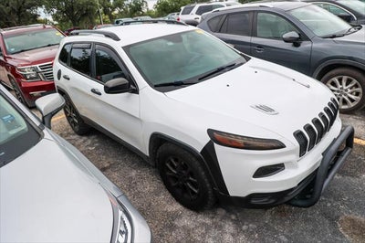 2017 Jeep Cherokee Sport