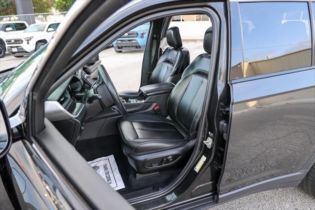 2024 Jeep Grand Cherokee 4DR 4WD