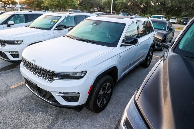 2024 Jeep Grand Cherokee 4DR 4WD