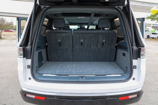 2024 Jeep Grand Wagoneer Series III