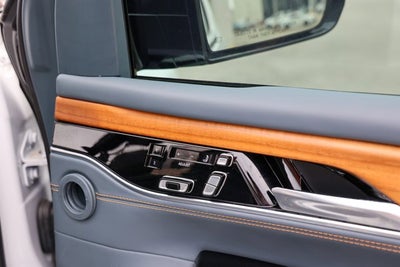2024 Jeep Grand Wagoneer Series III