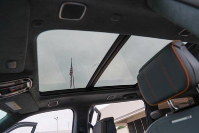 2024 Jeep Grand Wagoneer Series III