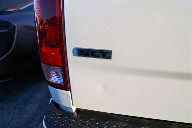 2023 RAM 1500 SLT