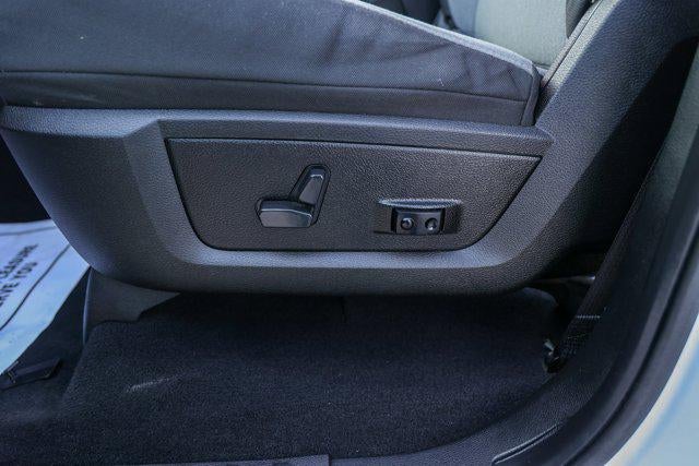 2023 RAM 1500 SLT