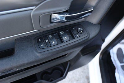 2023 RAM 1500 SLT