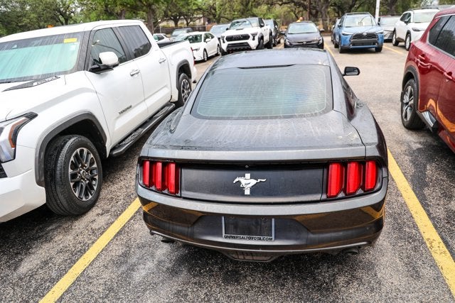2016 Ford Mustang V6