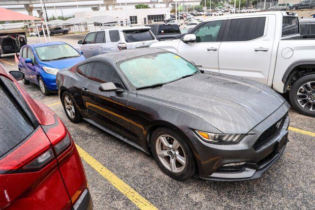 2016 Ford Mustang V6