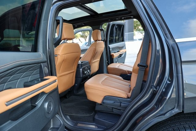 2024 Ford Expedition Platinum