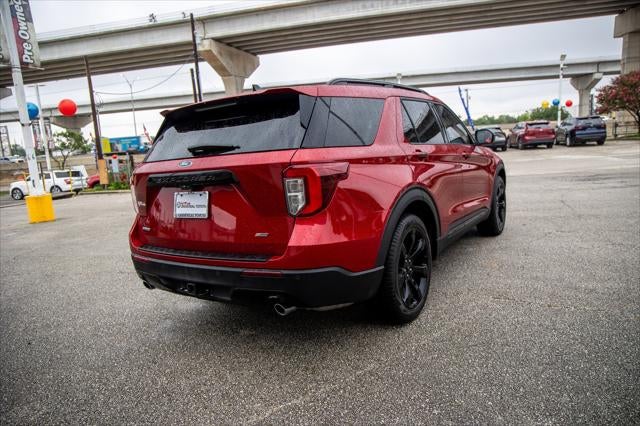 2024 Ford Explorer ST-Line