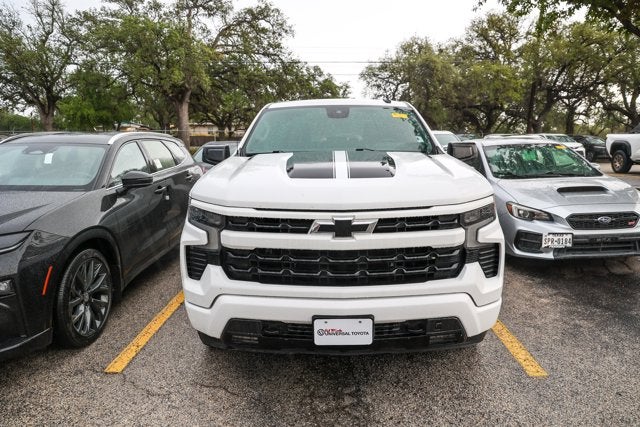 2022 Chevrolet Silverado RST