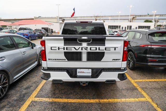 2022 Chevrolet Silverado RST