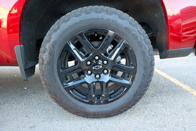 2025 Chevrolet Silverado RST