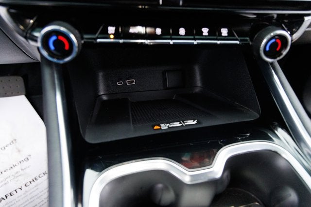 2025 Chevrolet Traverse FWD LT