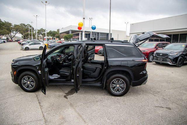 2025 Chevrolet Traverse FWD LT