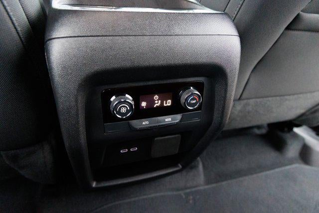 2025 Chevrolet Traverse FWD LT