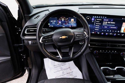 2025 Chevrolet Traverse FWD LT