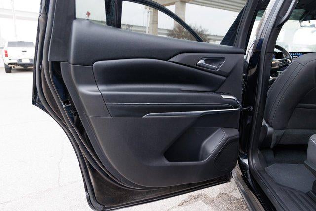 2025 Chevrolet Traverse FWD LT