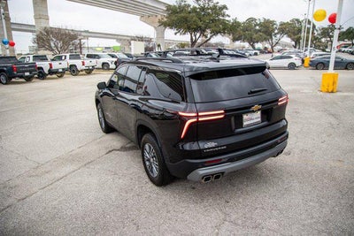 2025 Chevrolet Traverse FWD LT