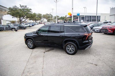 2025 Chevrolet Traverse FWD LT