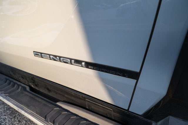 2024 GMC Sierra Denali Edition 1